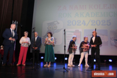 xga-zakonczenie-roku-akademickiego-w-olesnickim-utw-1749033932-16