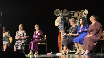 08.04.2026 r. Występ teatrzyku OUTW na sali widowiskowej MOKiS w Oleśnicy.